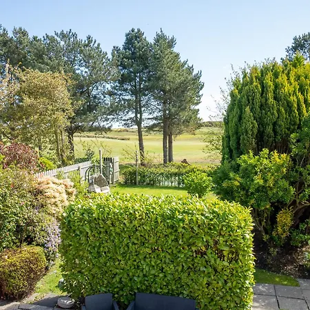 Golf Links Cottage - Views Of Royal County Down Newcastle  Exterior foto